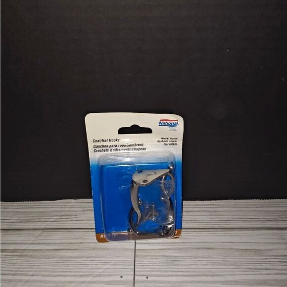 National Hardware Coat towel Hat Wardrobe Bathroom Ball End Hooks N192-781 V160 - Picture 1 of 6